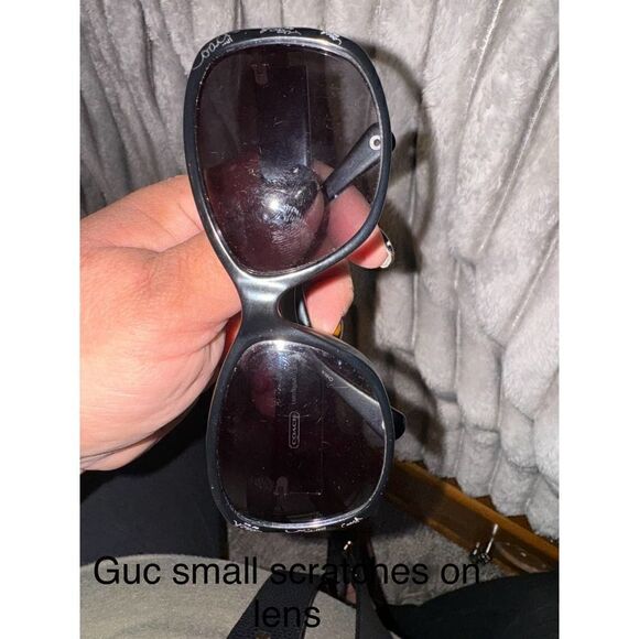 Designer sunglasses coach taryn black silver + case main image 6